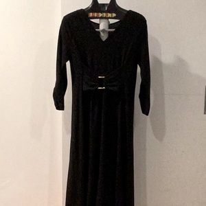 Like New Liz Lange 3/4 Sleeve Knit Dress